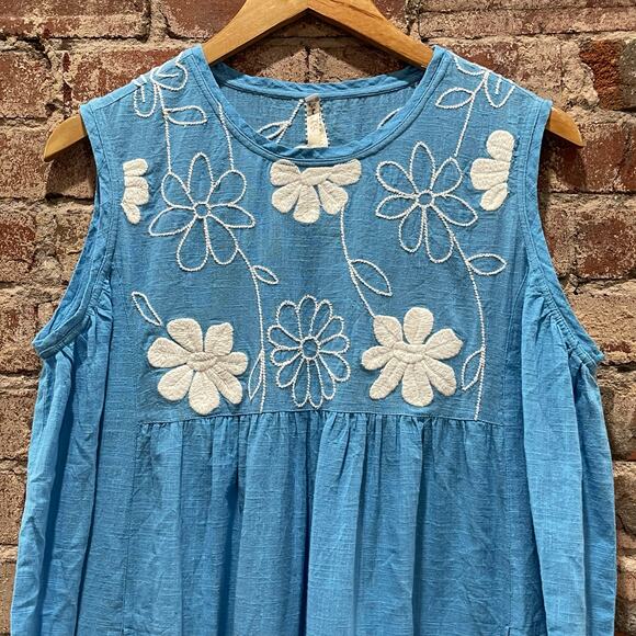 Uncle Frank 100% Cotton Embroidered Floral Mini Dress Size Small - Picture 3 of 8